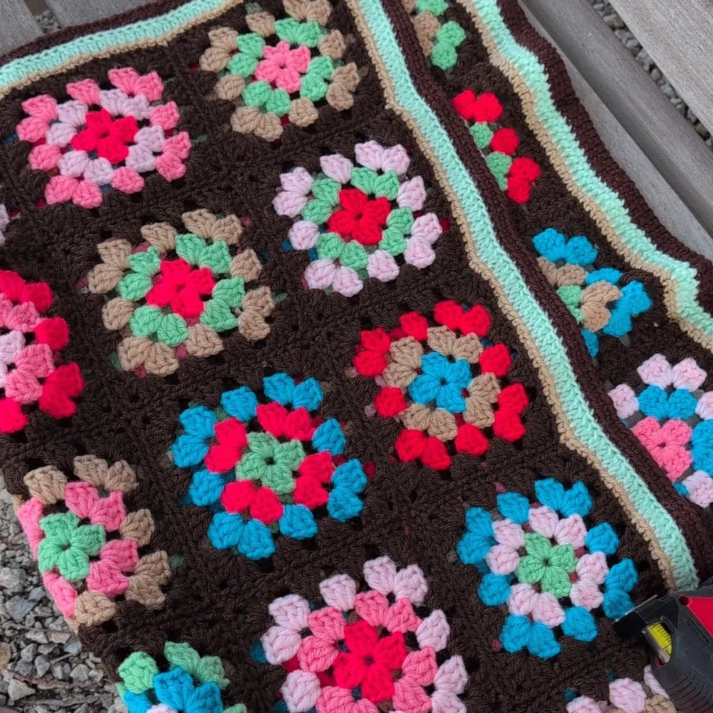 Colorful Crochet Granny Square Blanket Vintage Lap Throw Decoration